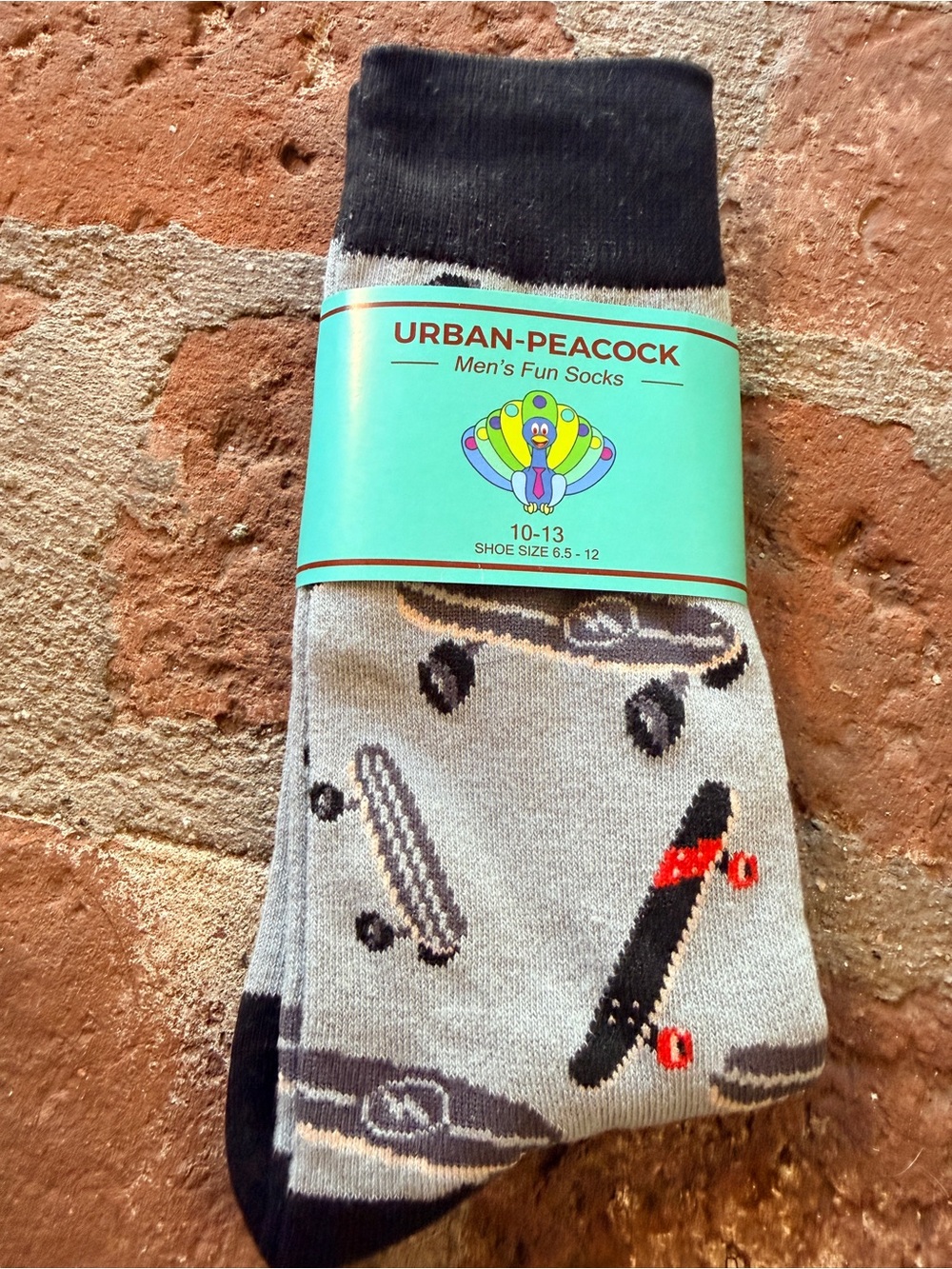 Men’s Gray Skateboard Crew Socks size 10-13 Shoe size 6.5-12 NWT